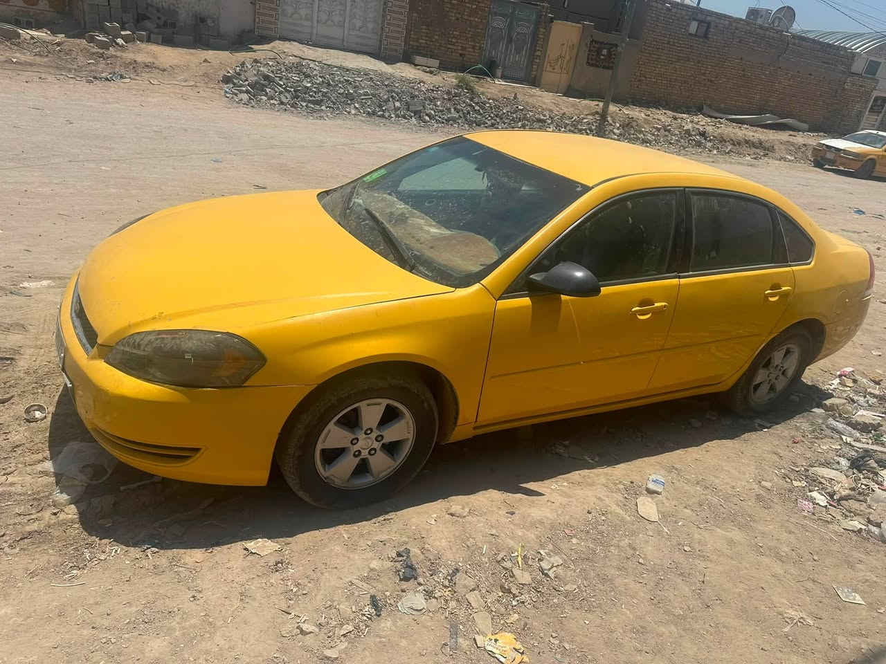 سلام عليكم سياره امبالا مكينه وكير تبريد ثلج 
تخم تاير مكينه 3500 سياره جاهزه مال شغل 
مصفره هيه وغرامات سنويه ال30
حداديه نص عمر كهربايات كله 
شغاله 
ثاني يوم مداور مكان ديوانيه
شراي يدلل سعره 50
***********

