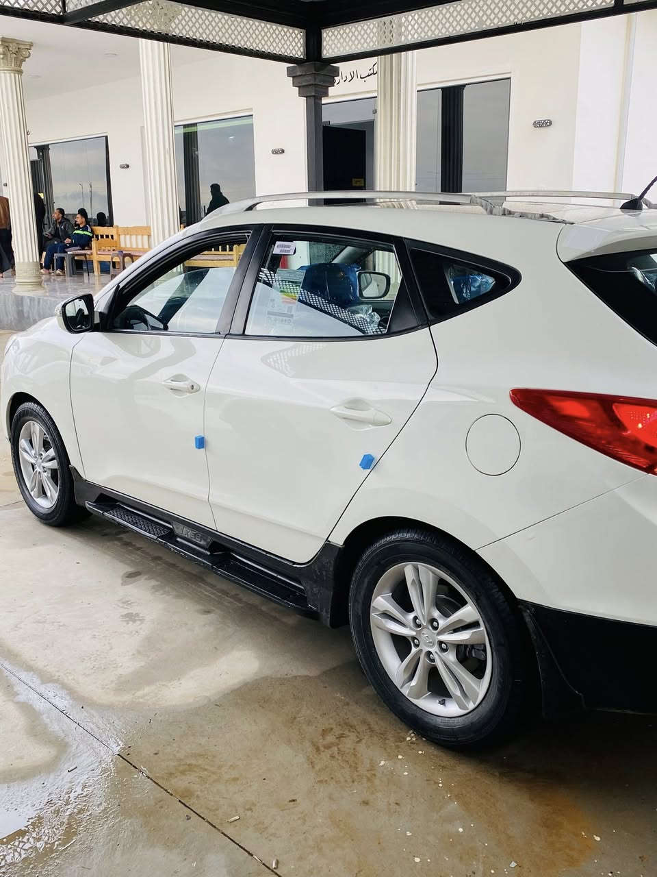 هونداي تكسون 2010
بنرامه داخل لونين 
ويل كروم 
شاشه تحكمات ستيرن 
رقم دولي سنويه جديد
طخم جديد 
بدون صبغ 
الاستفسار:***********
