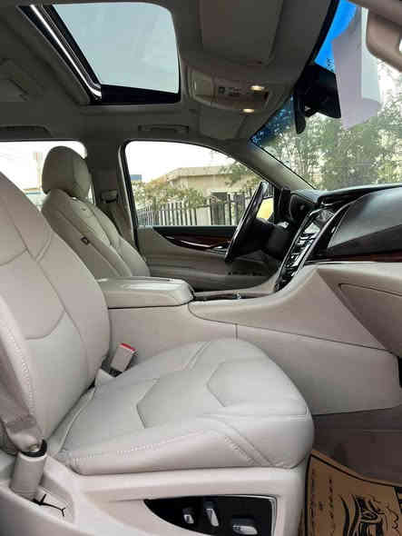 عربي// 

كاديلاك /  Cadillac 
موديل/  ٢٠١٥ خليجي 

كلين ، بدون صبغ 
عندة pdr  

بدون دواخل ، بدون ايرباك 

محرك ( ٦.٢ و v.8 ) 

رقم أربيل سنوية جديد 

١٣٠ ألف كم ماشي 

مواصفات فول حتى الدوسة كهربائي  
Platinum 

سعر/( $ ٣٢٠٠٠ )

کــــــــوردی :ٓ 

کادیلاک / Cadilack 
مۆدێل / 2015 خلیجی 

کلین ، بێ سبووغ 
چەند جێگایک pdr 
بێ ژوورێ ، بێ ئێڕباگ 

مەکینە{ V8  ، 6,2 } 
ڕەقەم هەولێر سەنەوی نوێ 
ڕۆیشتن ( 130,000 km )

مواسفات platinum فوول
هەتا دۆسەش کارەبایی 

نـــــــرخ ( 32000 $ )
*********** كركوك
