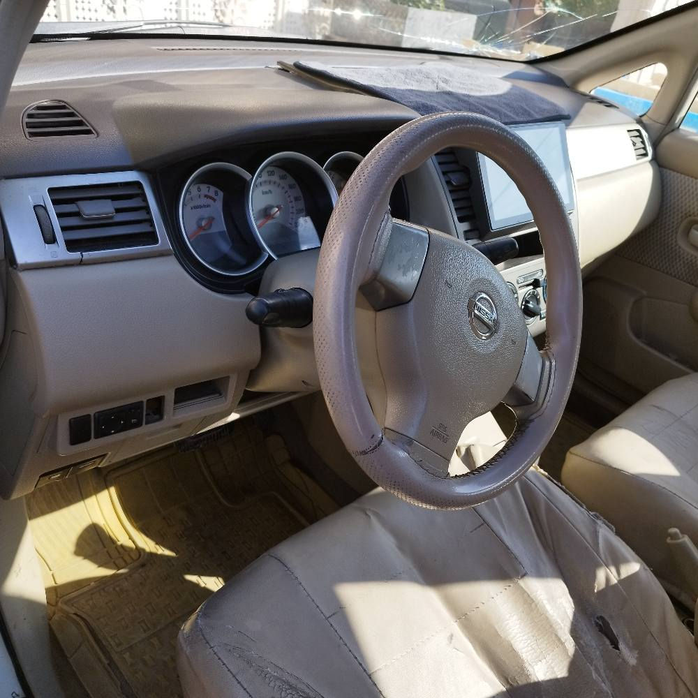 نیسان تیدا 2009
رەنگ / سپی سەدەفی 
مواسفات / خلیجی
ناوزەرد 
نیوجلد 
جام کارەبایی 
ئایپاد و کامێرای دواوە
پشت و پێش کەپس 
٦ پارچەی هەیە 

بە ناوی خۆمە سەنەوی و ڕەقەمی نوێییە 
٤ تایەی نوێیە 

سعر / 75 وەرەقە و مجال أربيل, العراق


**إذا كنت صاحب هذا الإعلان وتريد حذفه لأي سبب، رجاءا أرسل رسالة إلى الدعم الفني**