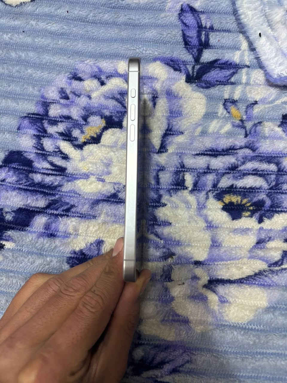 ١٥ برو ماكس امريكي نموذج m لون ابيض وتر بروف دددبل خط حقيقي بطاريه ٩٨ حدثت ونزلت دورات ١٠٢ 
الموشراي لتعبني 🥰


**إذا كنت صاحب هذا الإعلان وتريد حذفه لأي سبب، رجاءا أرسل رسالة إلى الدعم الفني**