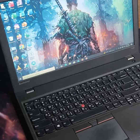 بمعالج i7 وبسعر 220 الف بس
🔥 *وصل عرض مرتب – لينوفو T550* 🔥  
لابتوب عملي وبسعر مناسب، يخدمك بالدراسة أو الشغل اليومي بدون ما يثقل عليك 💻

🔹 *المعالج:* Core i7 الجيل الخامس  
🔹 *رام:* 16 كيكا DDR3  
🔹 *هارد:* 256 SSD – سريع  
🔹 *الشاشة:* 15.6 إنج بدقة FHD  
🔹 *النظام:* Windows 10  
🔹 *كيبورد ليزري* عربي + إنكليزي

✅ نضافة عالية  
✅ شامل شحن وتوصيل  
✅ خيار ممتاز لأي واحد يريد جهاز يعتمد عليه بسعر طيب

💰 *السعر: 220 ألف دينار – واصل لباب بيتك*

📲 احجز جهازك الآن عالواتساب: ***********
