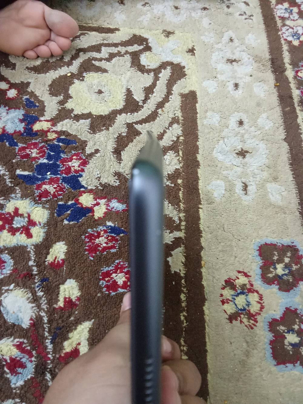 ايباد 9 مقفول ايكلود مداخل اي صيانه و بي عواج بل شلصي 150و بي مجال للشراي مكاني مدينه الصدر 
