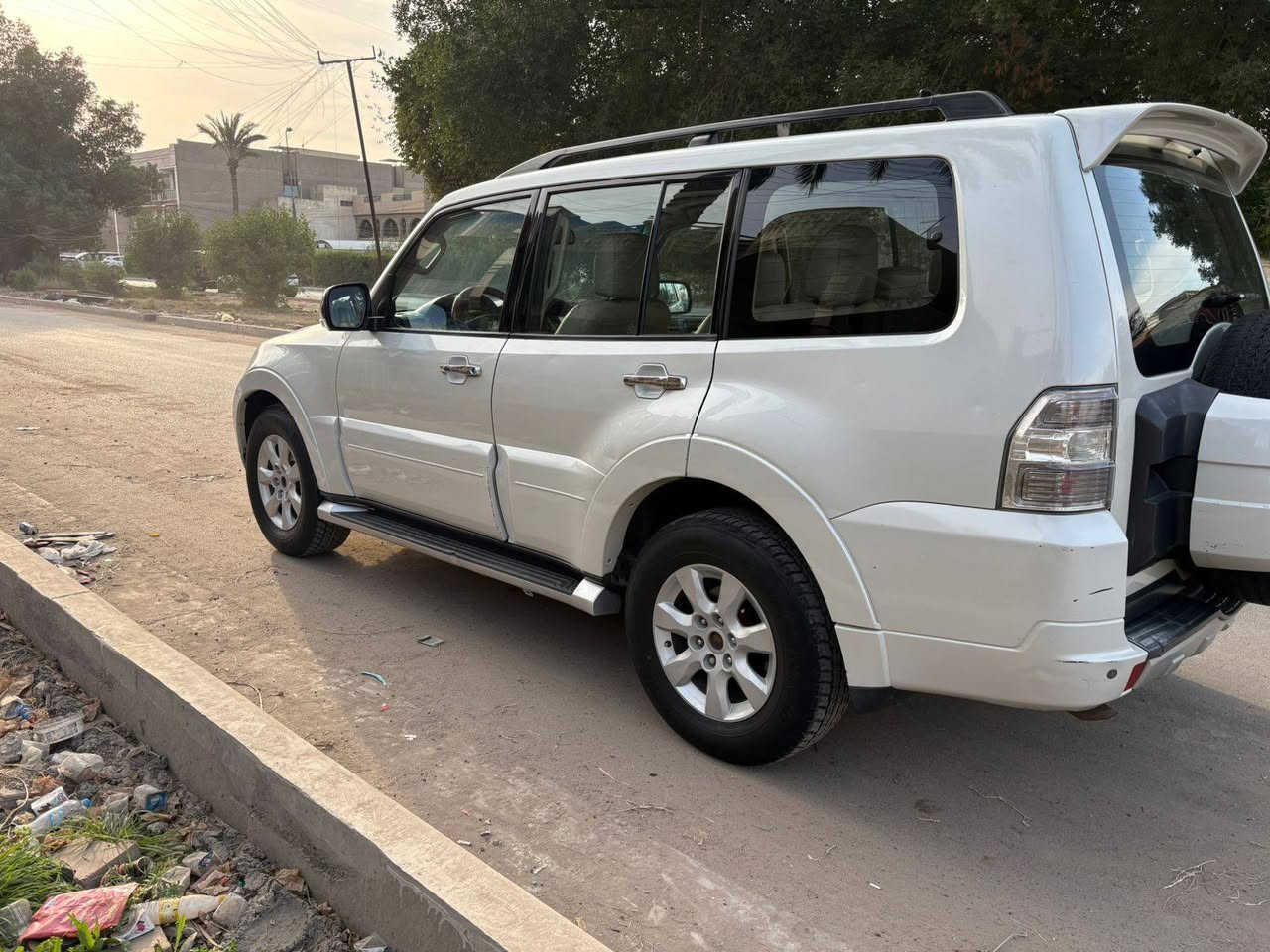 السلام عليكم باجيرو 2010 حبتور فول رقم بغداد الدولي بأسمي تحويل ثاني يوم هزة جديدة كير مكينة خير من الله مكينة 3500 المرغوب السيارة مكفولة بيها بارد بسيط بل جاملغ الايمن فول مواصفات دمام فتحة تبريد مركزي 3  قطع ثلاجة كشنات كهرباء كشنات جلد حساسات شاشة اندرويد كامرة خلفية 7 راكب فول تحكم استيرن مري شفط اشاير بل مري كروز سرعة السعر 139 وبيها مجال بسيط مكاني بغداد شارع فلسطين ***********
