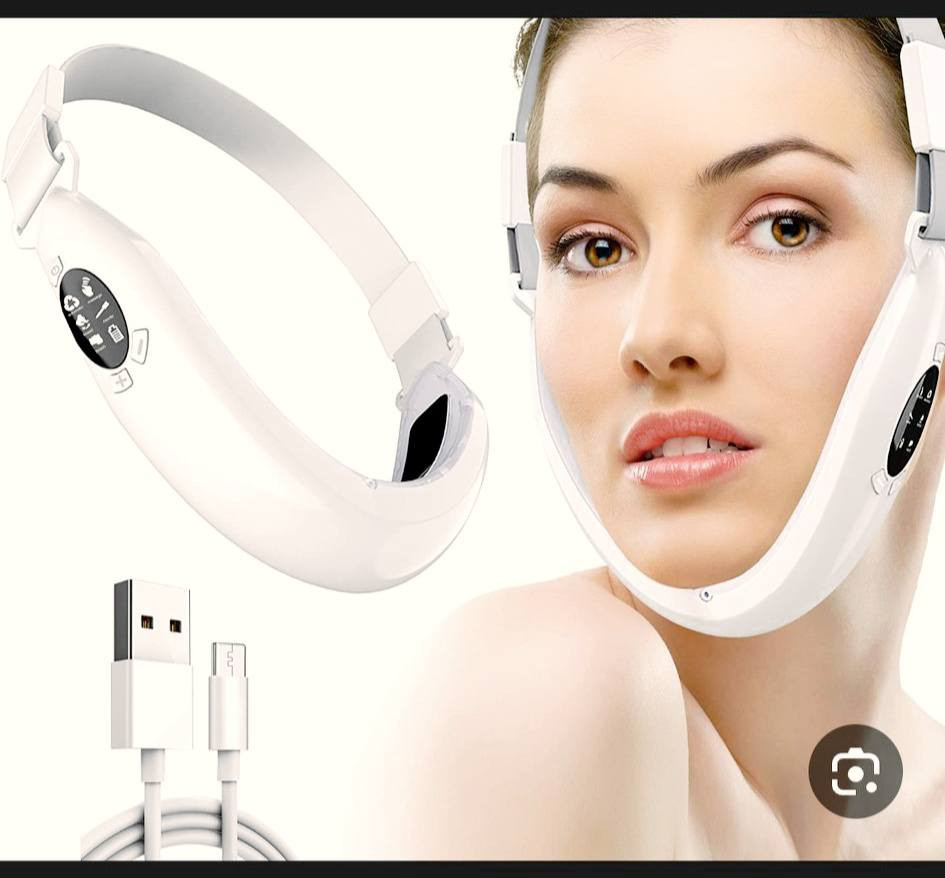 هذا المنتج هو جهاز تجميل وتنحيف الوجه (V Face Beauty Device) يُستخدم لشد البشرة ونحت الفك. 
التقنية المستخدمة: يعتمد على التدليك بالتيار الدقيق والاهتزاز المغناطيسي لتنشيط الخلايا.
الوظائف: يعمل على شد الذقن المزدوجة وتحسين مرونة الجلد.
الضوء: يحتوي على تقنيات الضوء الأحمر والأزرق للعناية بالبشرة.
الاستخدام: مصمم ليكون مريحاً، لاسلكياً، وسهل الاستخدام في المنزل. سعره 20الف متوفر توصيل كول المحافظات


**إذا كنت صاحب هذا الإعلان وتريد حذفه لأي سبب، رجاءا أرسل رسالة إلى الدعم الفني**
