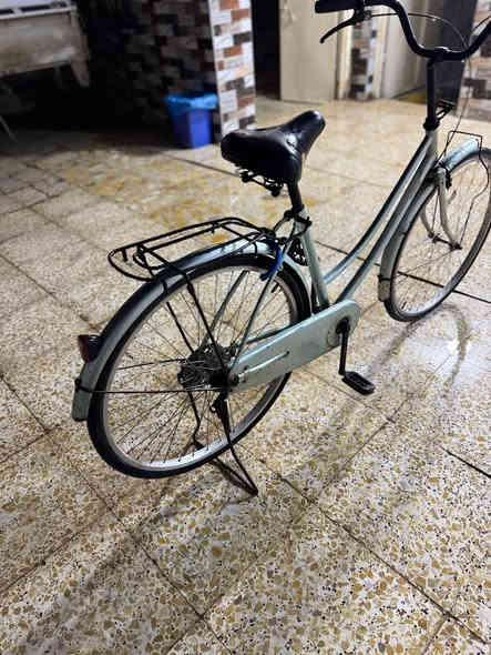 بايسكل للبيع
اللون الرصاصي 
الحجم 26 
مكان /بابل قضاء القاسم 
السعر/75بي مجال
الاتصال/***********
