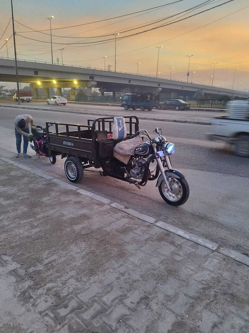 السلام عليكم ستوته MTR للبيع شراي اتصل ***********
دراجه موديل 13 تعمير 25 بدي جديد مقدم جديد محرك صارله شهرين ابو الحاسبه كهربائيات شغاله دراجه لاصوت ولاتنقيس ولا تبخير شلعه ومعدل خير من الله اكسن جديد جمره دراجه غراضه كله 25 بس شاصي 13 اوراق اصولي بسمي وكيل رياض الجنابي اكاتبك ويه الوكيل مكان نجف براكيه شارع المطار القديم تفاصيل كله كبالك
