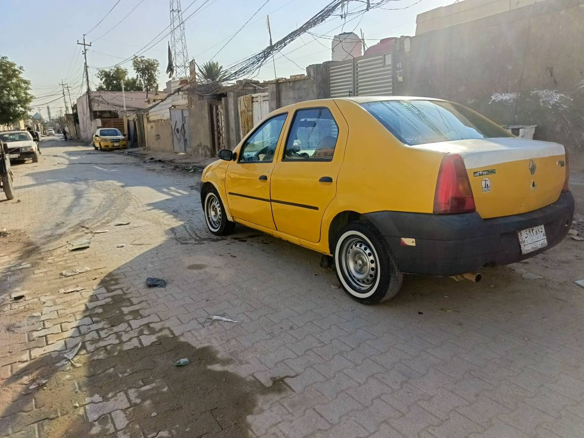 رينو الوكان مديل 13 رقم بغداد محرك وكير جدد تخم تايرات جدد سياره جاهزه سعر 35 مكاني نجف *********** النجف, العراق
