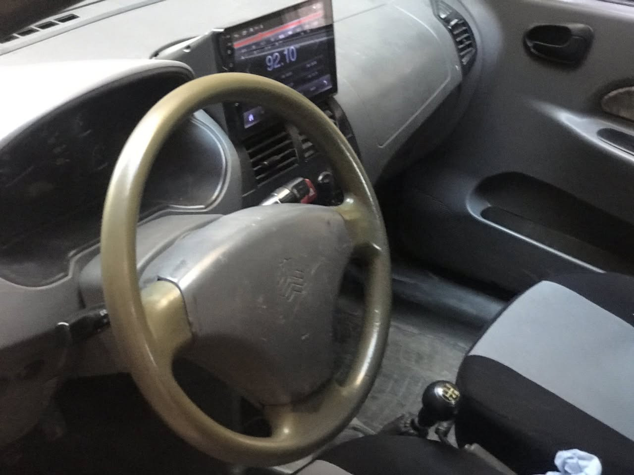 السلام عليكم طيبا 
موديل ٢٠١٦
شاشة
بيهة باب صبغ فقط وبيهة كم رصعة
كير مكينة حداية مكفولات 
السعر ٣٥
رقمهة بغداد 
مكانهة بغداد حي القاهرة
للاستفسار الاتصال عل الرقم ***********
