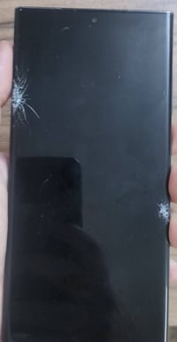 S23 ULTRA  -ذاكرة   512  بي هذا الكسر الي بالشاشة فقط موضح بالصور ما م...