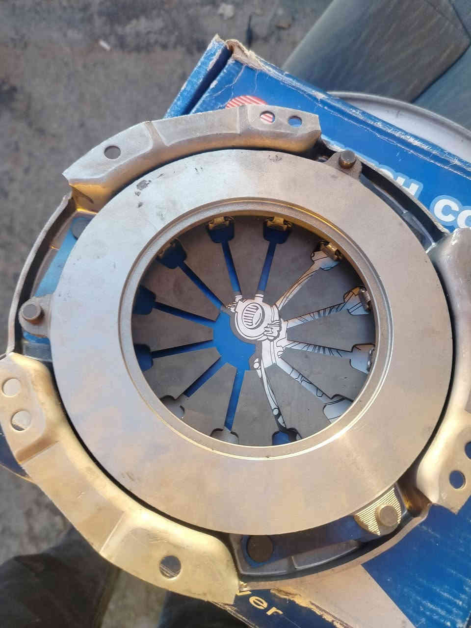 سكراب ابو غالي لقطع السيارت المستعمله جمله ومفرق فرع حي معصوم بتجاه السخنه  جمله ومفرق  ***********
صنيه ودسك تيوتا كرولا من 1300 ال 1600
