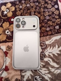 آيفون ١٣ برو ماكس • مقفول ايكلود • بغداد