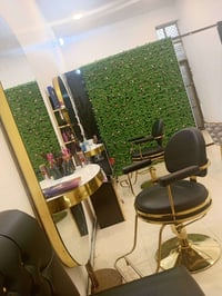 صالون ديفا  ينتظركم يومياً من الساعه 10 صباحاً إلى 9  صبغ  قص  اظافر  ...