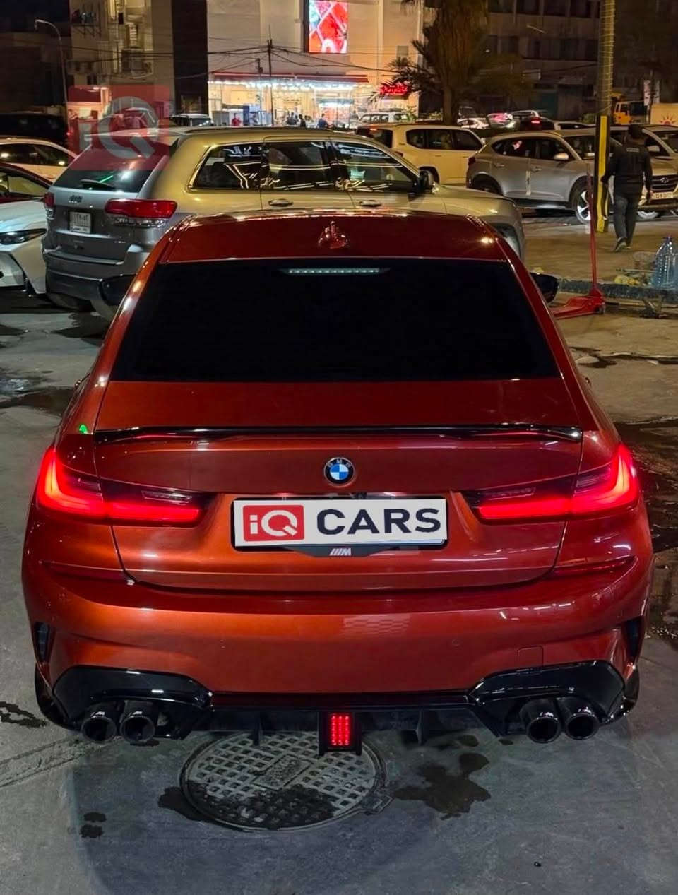 330i 2021 M package بلادي مختم M بكل مكان
لون مشمشي نادر ومميز كلش يعني كم قطعة ببغداد تنعد بالاصابع
موديل 2021
وارد امريكي ضرر 4 قطع 
رقم اربيل باسمي هزة سنوية كلة بشرط توين باور توربو
مواصفات البي ام معروفة ميحتاج اكتبهن فول الفول شنو ابالك مواصفة موجودة بيهة
سيارة بدون نقص جديدة بكل معنى الكلمة وع ايدي وتخم تايرات جديد وماشيه 55 الف حقيقي
والسيرفس كله يم منتظر اوتو 
السيارة مظلومه بالصور بالحقيقة بيهة نصبة تخبل منين ما تشوفه 
مواصفات مفوله
 للأستفسار *********** موجود واتساب و رصيد بكل وقت
