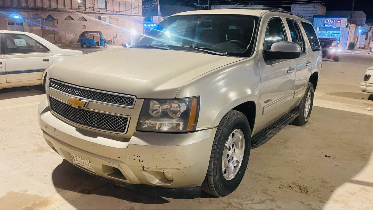 السلام عليكم.  تاهو 2014 مواصفات LT. وارد خليجي  . بيها فقط باب السايق تبديل اصلي . بدون صبغ. والباقي كله مكفول. مكينه وكير  جديد مكاني ناصريه سعرها 225 وقابل للتفاوض. رقم السياره بصره .  تحويل ب اسم المشتري.  
*********** سوق الشيوخ, ذي قار
