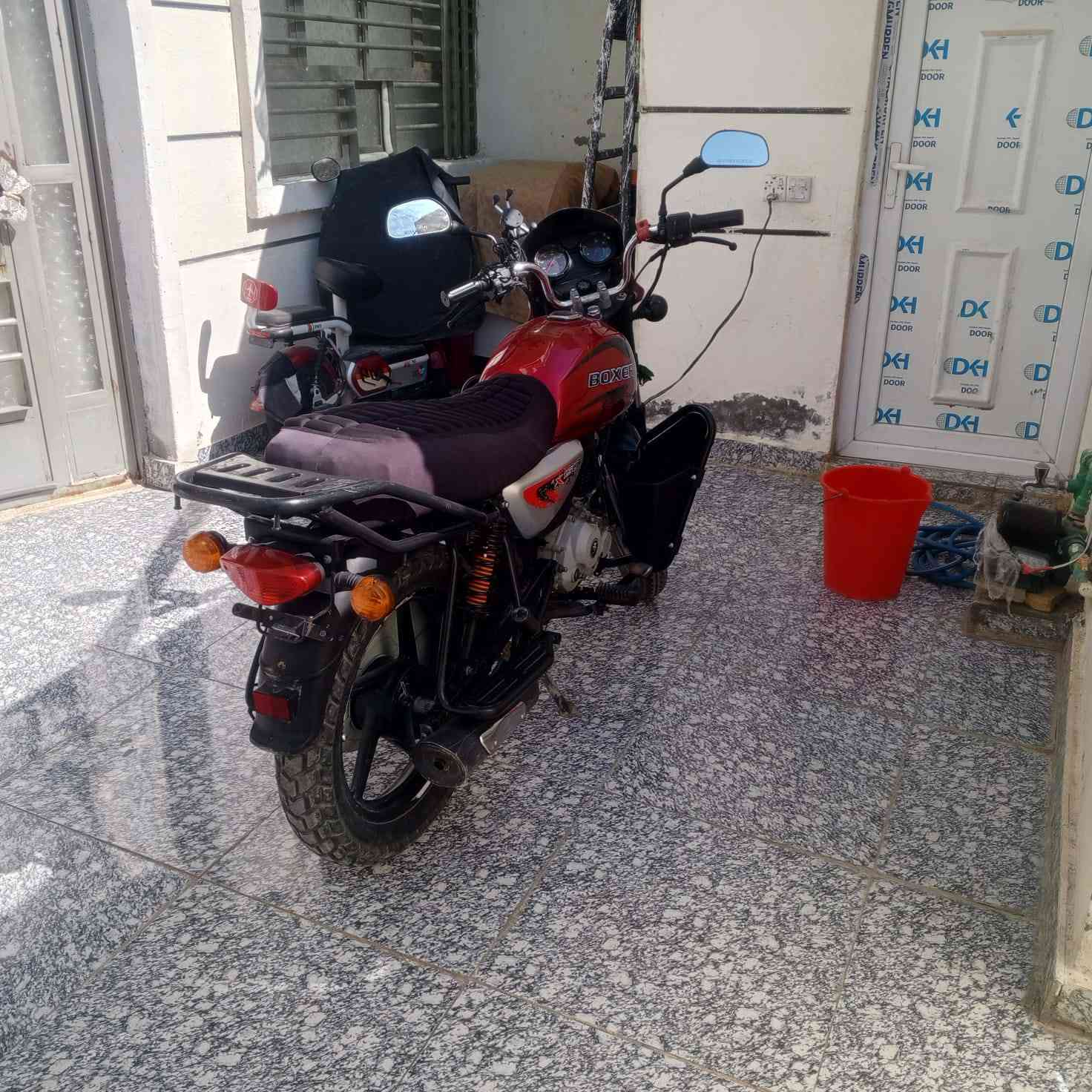 سلام عليكم
بوكسر موديل 22
مرقم بغداد 
عنوان بغداد
رقم ***********
سعر 1650
