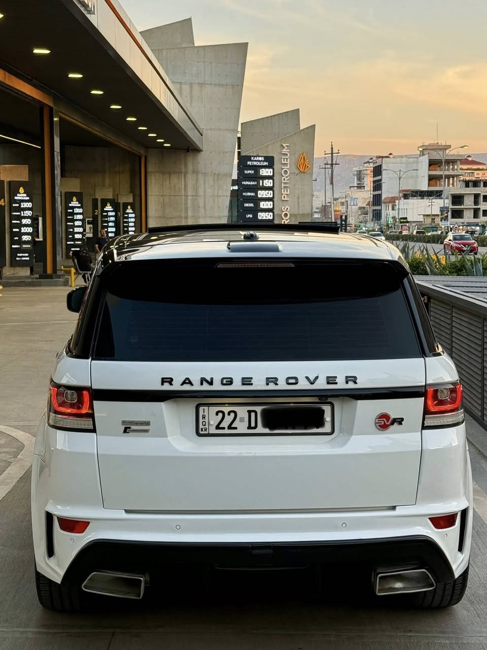 ...﷽ ...

‏Range rover sport   2014  V8 autobiography 📦
رانج روفر 2014 🧿ظمان ضبرو شركة سردار

 رقم موبايل :***********🤳

بنزين دايناميك  فول مواصفات 
 و خارج كل بدل ه svr كل غراض شركة 
ابواب سحب   صندوق جك    داخل احمر  كشنات تدفئه وتبريد    بانوراما  سقف شاموا  بصمه    باب كلات DVD    بصمه رادار دوسات كهرباي ٣ شاشة فوول مواصفات    
ماشيه 115,000 km بشرط 
كير ومحرك بشرط   سياره  كله بشرط من دعاميه للدعاميه مابيها دينار مصرف 
واحد باب صبوغ بدون داخل حتا باب مافتح بدون بارد بدون كلشي بشرط

سنويه ورقم  جديد  تحويل غرامة بشرت
ارخص رانج بسوق
السعر :234$  وبيها مجال بصيت 

عنوان: سليمانيه
