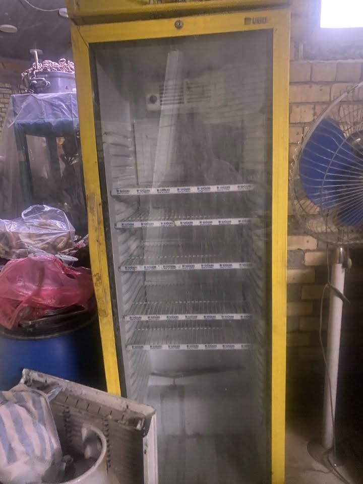 السلام عليكم عارضه للبيع شغاله استعمال قليل السعر ٣٠٠ وبيهة مجال مكاني بغداد الحريه
***********
