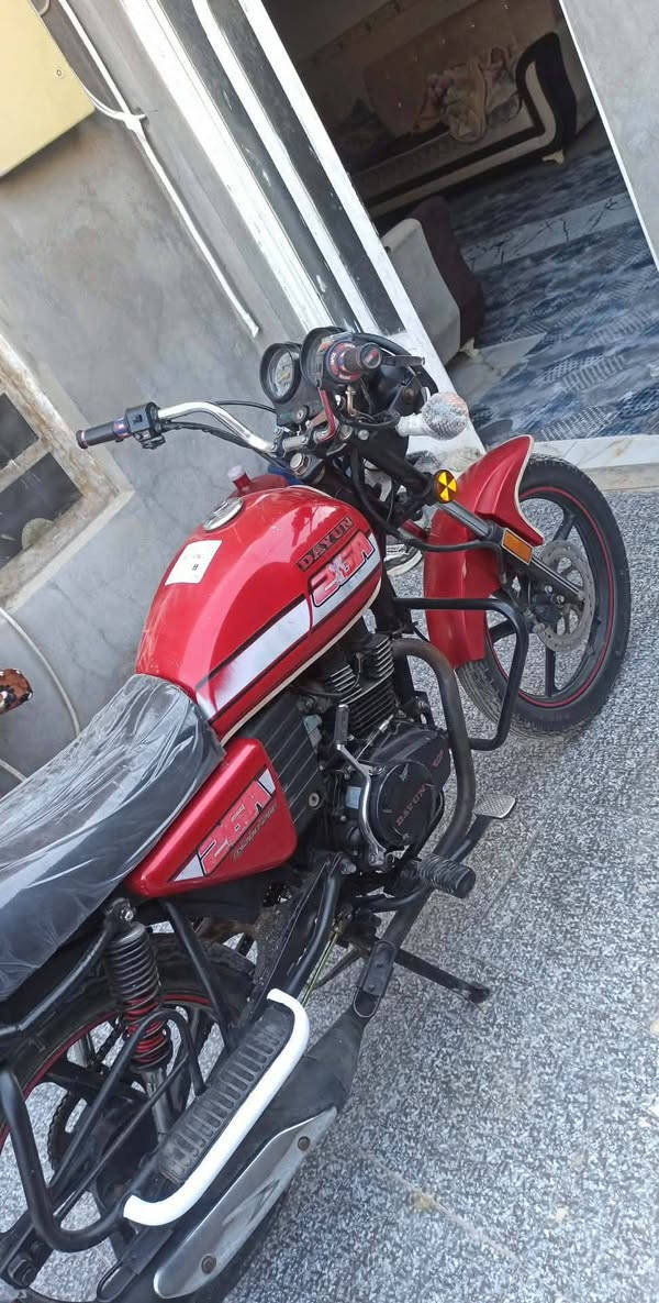 سلام عليكم داويون موديل 20 ارواق أصولي كامله مابيه نقص محرك 200 دراجه مصبوغ سوبايه والدروعه سعر 1150 وبيها مجال مكاني بابل اجبله دراجه بس يردله كلجات اكفلك محرك ونعومه وكلشي  ***********
