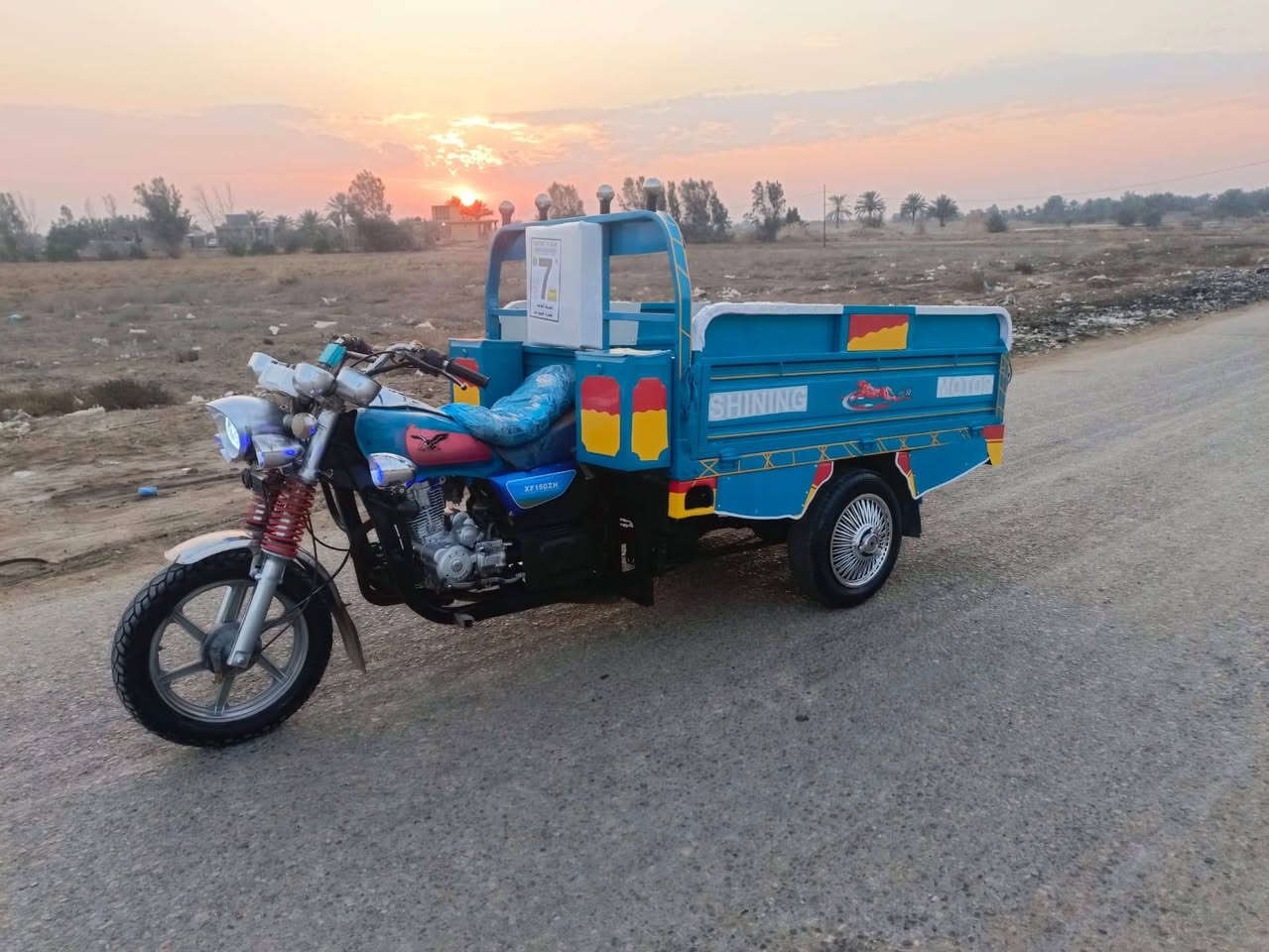 السلام عليكم ستوته للبيع موديل 21 مكينه 24 اوراق اصولي العنوان بابل شوملي السعر 1450و وبيها مجال ستوته حلوه ونظيفه جاهزه للشغل ***********
