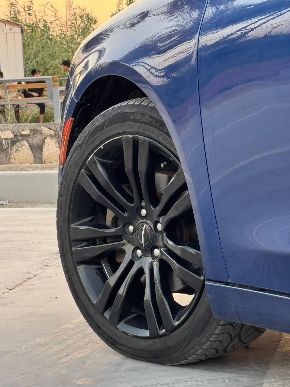 90 ورقة وبيها مجال تحويل أو وكاله شركتها بل نجف السياره حلوه وضربتها لطيفة قطعتين صبغ عنواني بغداد ٠٧٧١٤٨٥٥٤٧ واتس اب *********** اتصال ❤️🌹
