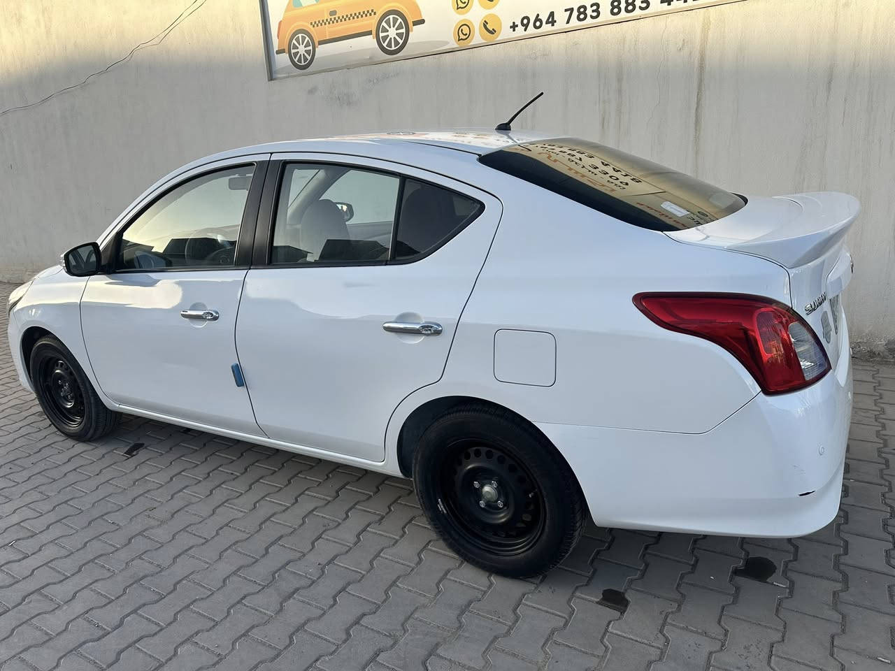 نيسان سني موديل ٢٣ كفاله عامه ماشيه ١٠٠ الف برغي ما مفتوح بيها اك***********
