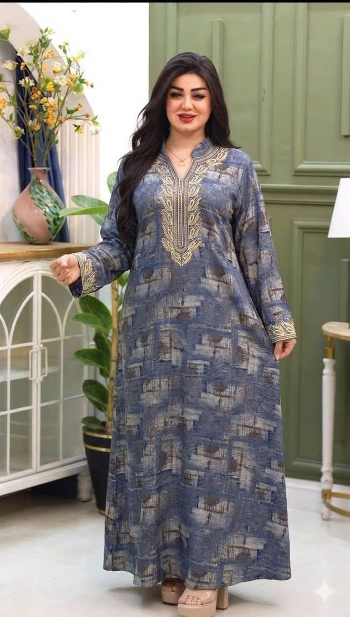 كلابيه كشمير مطبع من ماركه الحسناء 
كلوش وحزام 
القياسات L XL XXL 
وكل درزن4 الوان


**إذا كنت صاحب هذا الإعلان وتريد حذفه لأي سبب، رجاءا أرسل رسالة إلى الدعم الفني**