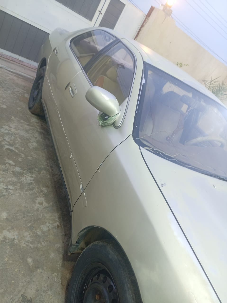 السلام عليكم.. سياره كرسته موديل 94 مكفوله كفاله عامه  من الضربه والصبغ
مكينه وكير ونجي مكفولات
سنويه باسم صديقي بعدها ماصاقطه.. حداديه جديده
تخم تاير جديد
دواخل حلوه
السعر 58 وبيه مجال
المكان ذي قار.. الشطره مكلف بنشر
***********
