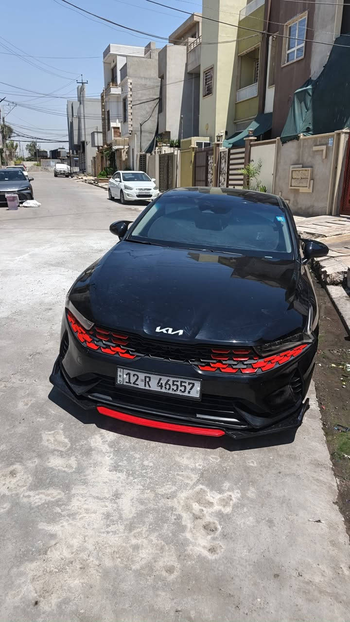 للبيع – كيا K5 LXS موديل 2023 (وارد أمريكي)
🖤 اللون: أسود
💰 السعر: 140 ورقة (قابل للتفاوض بالمعقول)

المواصفات:

- محرك 1.6 تيربو
- قير أوتوماتيك 8 سرعات
- تشغيل بصمة
- دخول ذكي
- شاشة وكالة
- كاميرا خلفية
- مثبت سرعة
- أنوار LED
- جنوط وكالة
- السيارة بحالة ممتازة وجاهزة للاستخدام.

ملاحظة:
الضرر كان 3 قطع فقط وبدون أي ضرر داخلي، وصور السونار مرفقة للجادين للاطلاع.

📞 للتواصل: ***********
