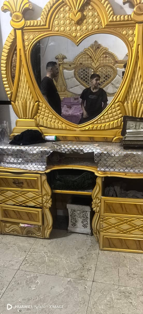 غرفه البيع سعر 350 بغداد العبيدي
***********
