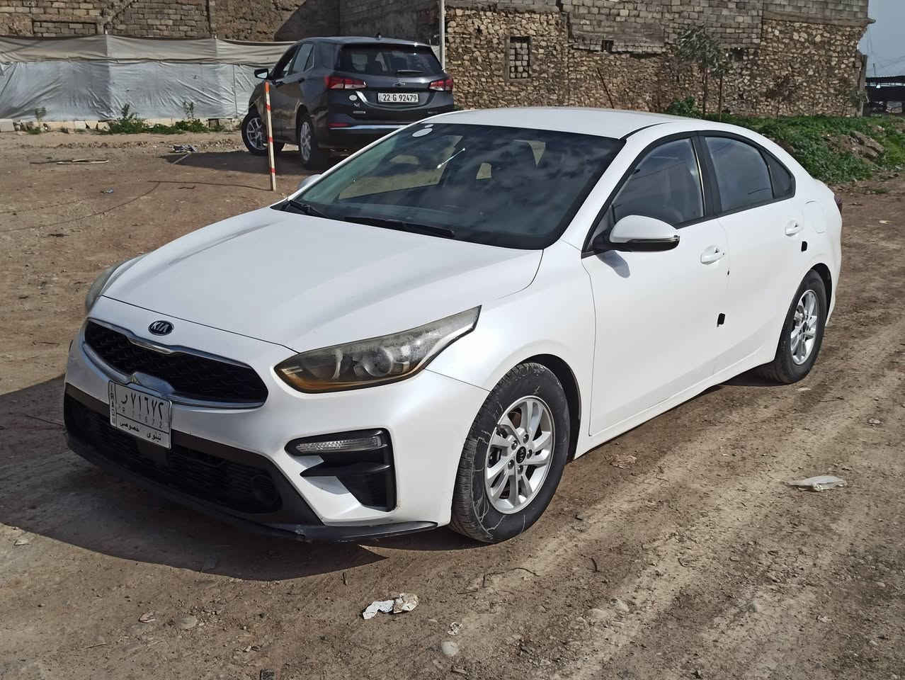 السلام عليكم 
كيا سيراتو 
موديل 2019
رقم نينوى  الماني 
كابون بأنزين 
موصفات فول ماعد سلايت 
محرك وكير شرط 
محرك 16 دوش
كير AT المرغوب 
تبريد  تدفئه 
سياره بدون صبغ بيها تعديل بارد باب خلفي الساىق 
شرط التحويل 
السعر118$وبيها مجال 
🛑ملاحظه مهمه
 يرجى الاتصال من  الساعه 9 صباحأ إلى الساعه 9 مساء
#العنوان موصل الجديده شارع بغداد مجاور سنتر بغداد
#مكتب ال رزان للسيارت
***********
***********
