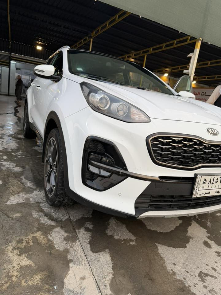 كيا سبورتج 2021 GT جيتي لاين ماشيه 114 الف
بس السياره نظيفه كلش تجي وتشوف 
بيها اصبعين بارد كلش بسيطات 
  رقم بغداد باسمي مشروع وطني
‏‎المواصفات فول  1/1 اعلئ فئه
بانوراما 
منضومة زنون بلاد
‏‎نوع DOHC 
‏‎مرتبط بكير بوكس6نمر
‏‎بصمة  
تشغيل عن بعد 
كراسي كهرباء
شاحن واير ليس 
تبريد بيانو
جنطه كهرباء 
نضام ترحيب بل يدات 
ترحيب عن قرب
‏‎كاميرا 
شاشة 
‏‎نظام نزول المنحدرات
‏‎تبريدامامي +قطعة تهوية خلفية
‏‎داخل جلد حمصي
 كروم حجم 19كونتكتل
‏‎مرايا جانبية متحركة مع اضائة فلشر 
‏‎نظام ⚠️ تحذير الرجوع الى الخلف حساسات
‏‎نظام ⚠️ التقدم الى الامام حساسات
‏‎مدخل USB ipod
‏‎مخرج الطاقة عدد3
‏Ledنهاري
‏‎دوس كروم 
‏‎زينة السيارة من الصدامات الامامية و الخلفية كروم 
‏‎نظام وحدات السلامة متكامل
‏‎⭐️ايرباكات عدد8
‏ABS⭐️
‏‎⭐️نظام ايزو فكس
‏‎سنتر لوك⭐️
‏‎⭐️انذاراحزمة الامان
‏‎تحكم المقود متعدد الاستخدامات
‏‎اوتو ميديا
‏‎بلوتوث
‏‎كروزسرعة
‏‎ڤاليوم اضائة دشبول
‏‎اوضاع القيادة 
‏ECO
‏SPORT
‏COMFOR
للاستفسار ***********

