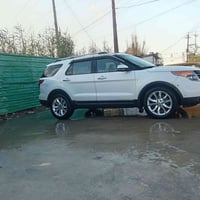 فورد اكسبلورر • مطلوب صورة • معلومات ناقصة