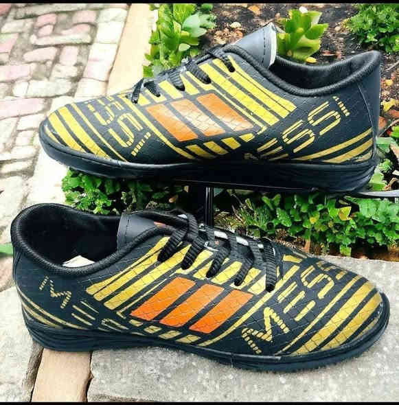 #جمـــــــــلة_فقــــــــــــــــــط 
لأصحــــــاب الجملـــــه والكميــات 
لابجيـــن رجـــالي شبابــــي ولادي 
تعبئـــة الكـارتون 12 زوج.. كيـس
سعــــــر الكارتــــون بـــــ 22 الف فقط 😯
يوجــــــد توصيــــل لجميع المحافظات 

#ملاحظه:  البيـع جمله اقل طلب 10 كارتون 

قناتنا ع التليكرام 
https://t.me/lady_shose
‏تابع قناة آلَشّـمِــــــسً لَلَجَ ـمِـلَهِ ✅ في واتساب: https://whatsapp.com/channel/0029VaxGBzjEKyZ8HyWSgC03
واتساب الحجز 
***********
