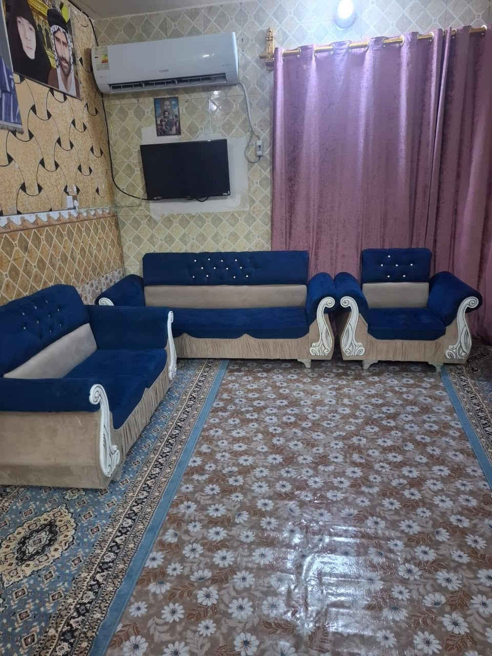 السلام عليكم تخم قنفات للبيع مستعمل نظيف عشرة نفرات السعر 250الف وبي مجال لشراي اليريده هذا رقمي *********** العنوان كربلاء حي الغدير شارع ,60
