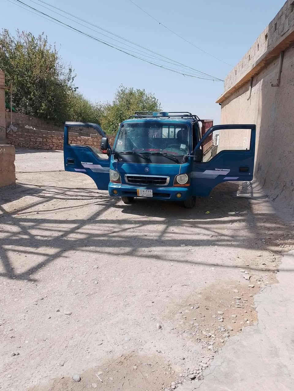 كيا حمل للبيع مديل 2001 مكينة وكير شرط سيارة مكفولة ‏
‏‪0776 515 3576‬‏
