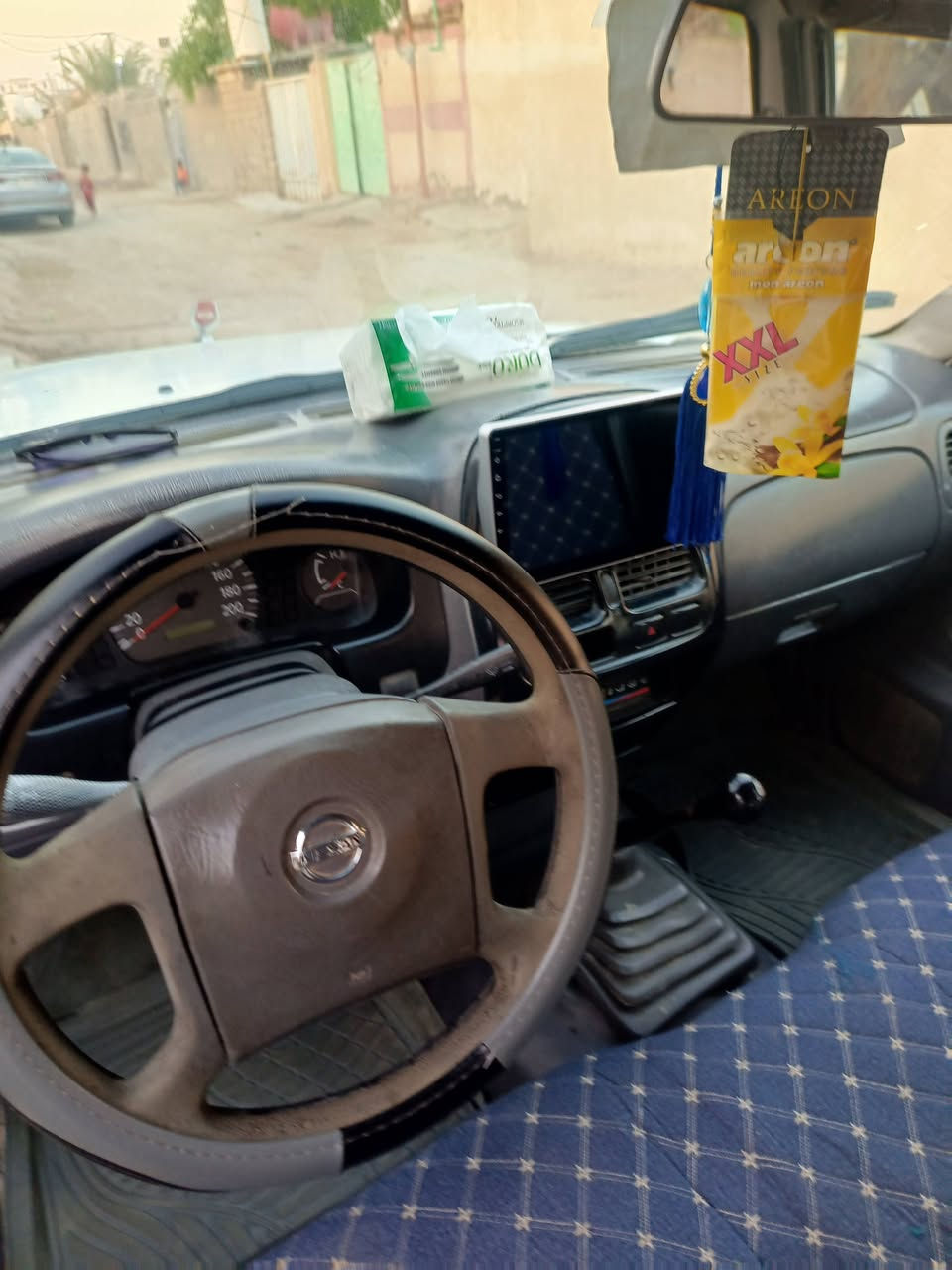 سلام عليكم
سياره اللبيع  نيسان موديل 2003
سياره مزاد ولاستفسار عله سياره والسعر عله هذا الرقم 
***********
المكان البصره. الزبير
