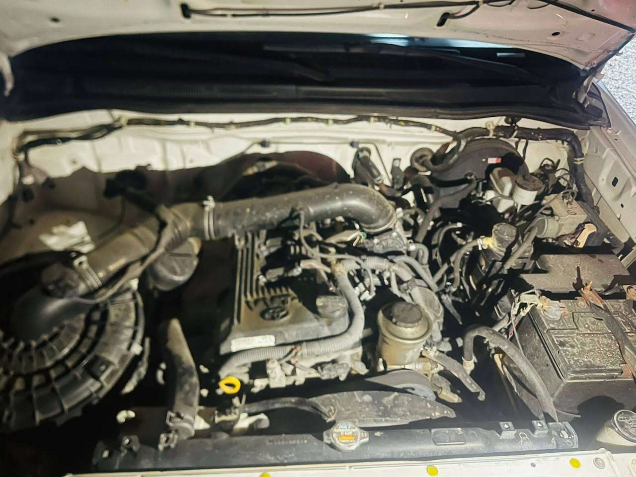 السلام عليكم للبيع ٢٠٠٦ سعودي مكفول رقم جديد ***********
