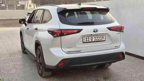 للبيــع هايلنــدر ♕7 راكب♕هايبــرد ♕2024♕
محجـــوزة للمصـــرف مقتــرض وكفيــل 
تنبــاع بوكالــة لحيــن اكمــال الاقســاط 
السيارة  فول مواصفات وكالة ساز 
ضمان حقيقي وصيانة مجانية
وتبديل زيوت وفلاتر لمدة سنتين 
 او 40 الف كيلو وكلشي موضح بالصور 
مكان السيارة بغداد الدورة او الجادرية
مالكها يسكن موصل انسان ذهب صافي 
السعــــر♕330$♕مـع الرقم والوكالــة 
للأستفســـــــــار الاتصــــــــــــال 
***********
***********
