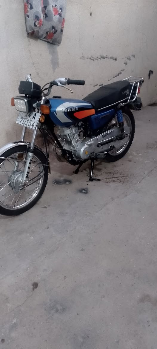 الدراجه للبيع ناعمه شراي يتصل موديل 21 تحويل ثاني يوم***********
