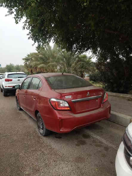 ميراج 2023
معوقين بغداد بدون ايرباك 
بسعر حلو ومناسب
95 ورقة 
تبديل صندوق فقط وصبغ الجاملغ وهنا بلعراق انشخط الباب الأمامي وصبغت على كد الشخط فقط
***********
