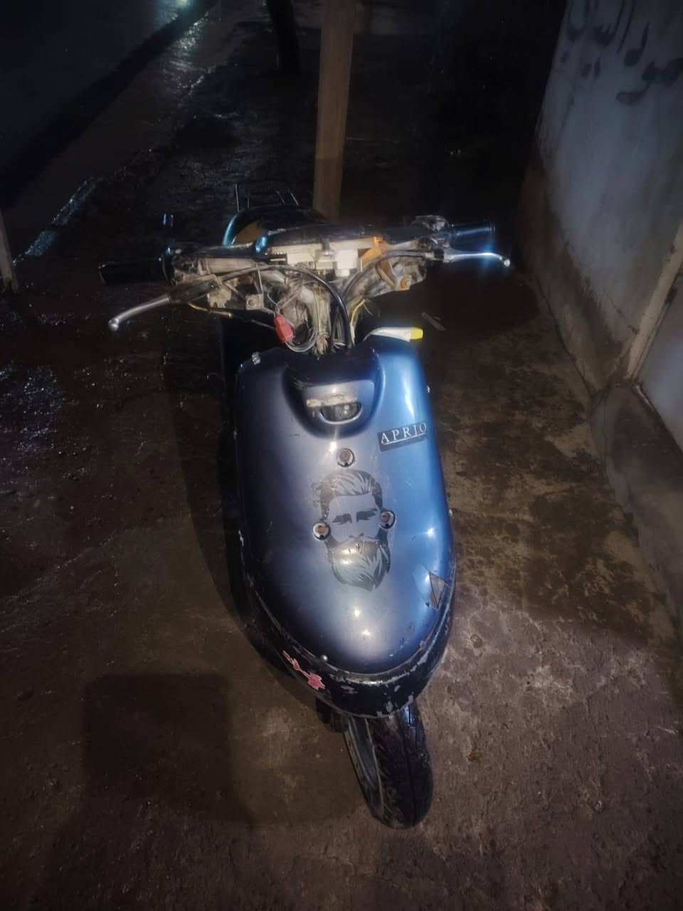 السلام عليكم ماطور بوتين للبيع ناقصو بس درع ورة كلشي مابي كدام عينك السعر 150 وبي مجال الشراي يجي خاص


**إذا كنت صاحب هذا الإعلان وتريد حذفه لأي سبب، رجاءا أرسل رسالة إلى الدعم الفني**