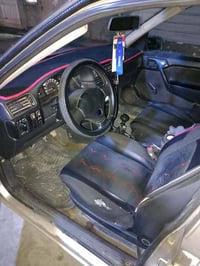 من رخصة الادمن المحترم سيارة فكترا حجم 18 جنطة رقم الماني لل 30 لا صرف...