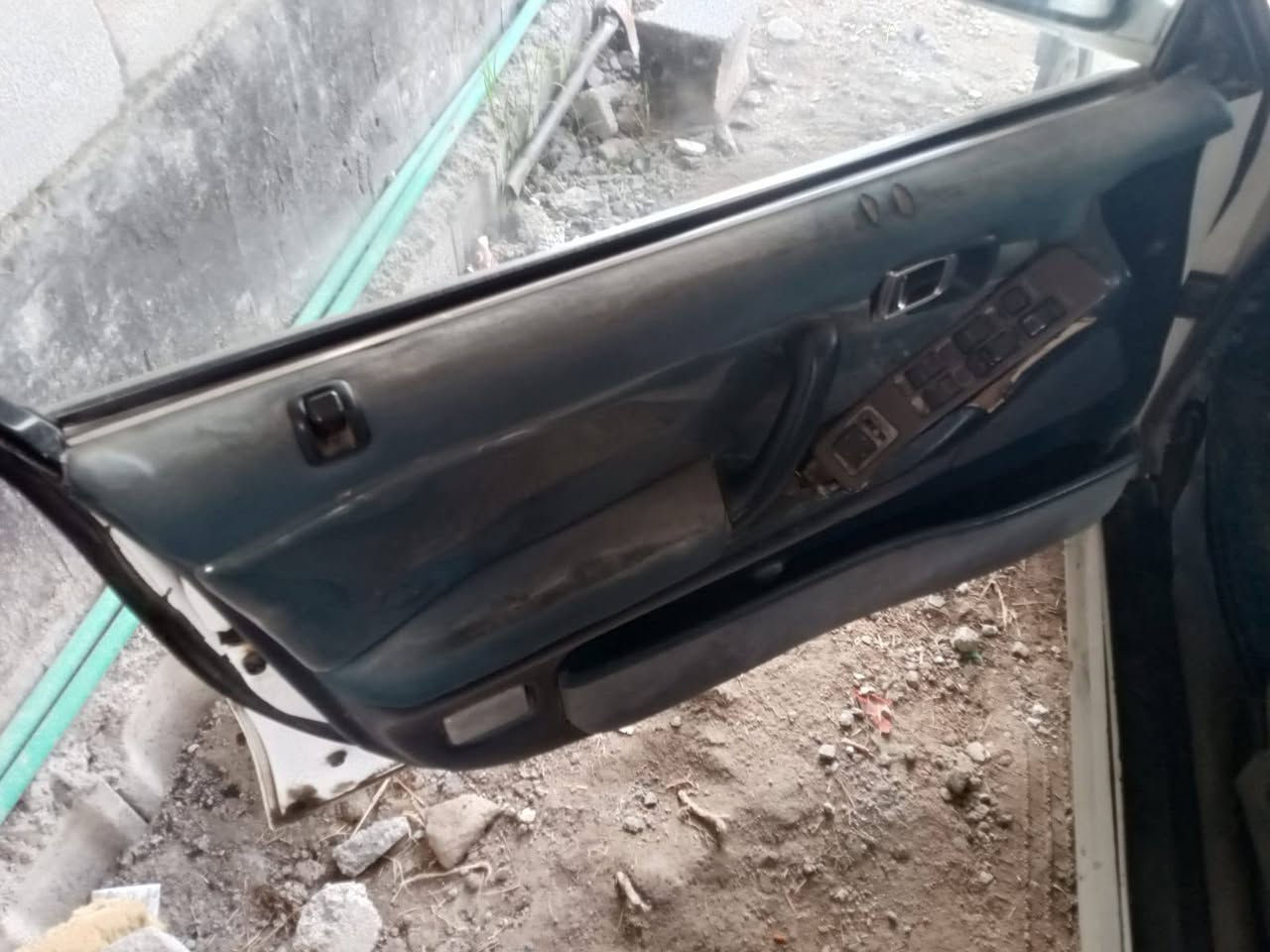 سلام عليكم كراون للبيع مكلف بنشر *********** هذا رقم راعيها السيارة جاهزة من كلشي بأسمة تبريد حدادية تخم تاير جاهزة كلش وباقي التفاصيل أتصل وبخدمتك 65 وبيها مجال عنوان بصرة ابو الخصيب البصرة, العراق
