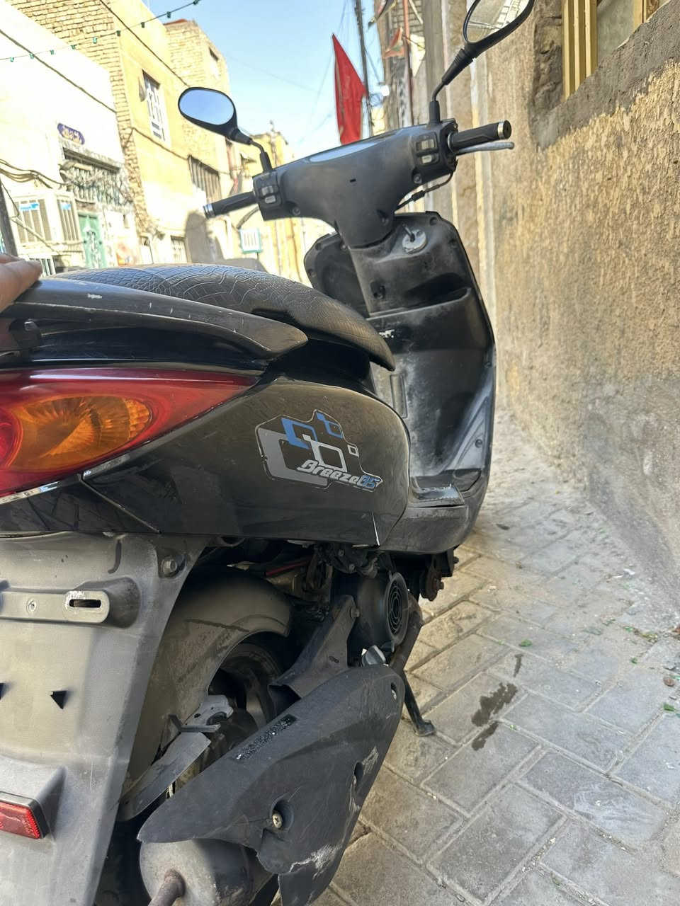 السلام عليكم دراجه بريز لايت جواء الدراجه مكفوله مكانها بغداد مدينه الصدر ***********
