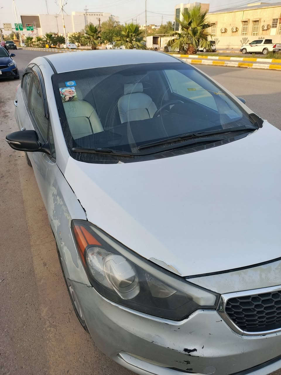 سياره فورتي 16لبيع سياره حادثه بس بنيد مبدل وجاملغ 
نفسه معمر سياره نضيفه وحلوه لسفسار ***********
مكان سياره ناصريه 
السعر 103
