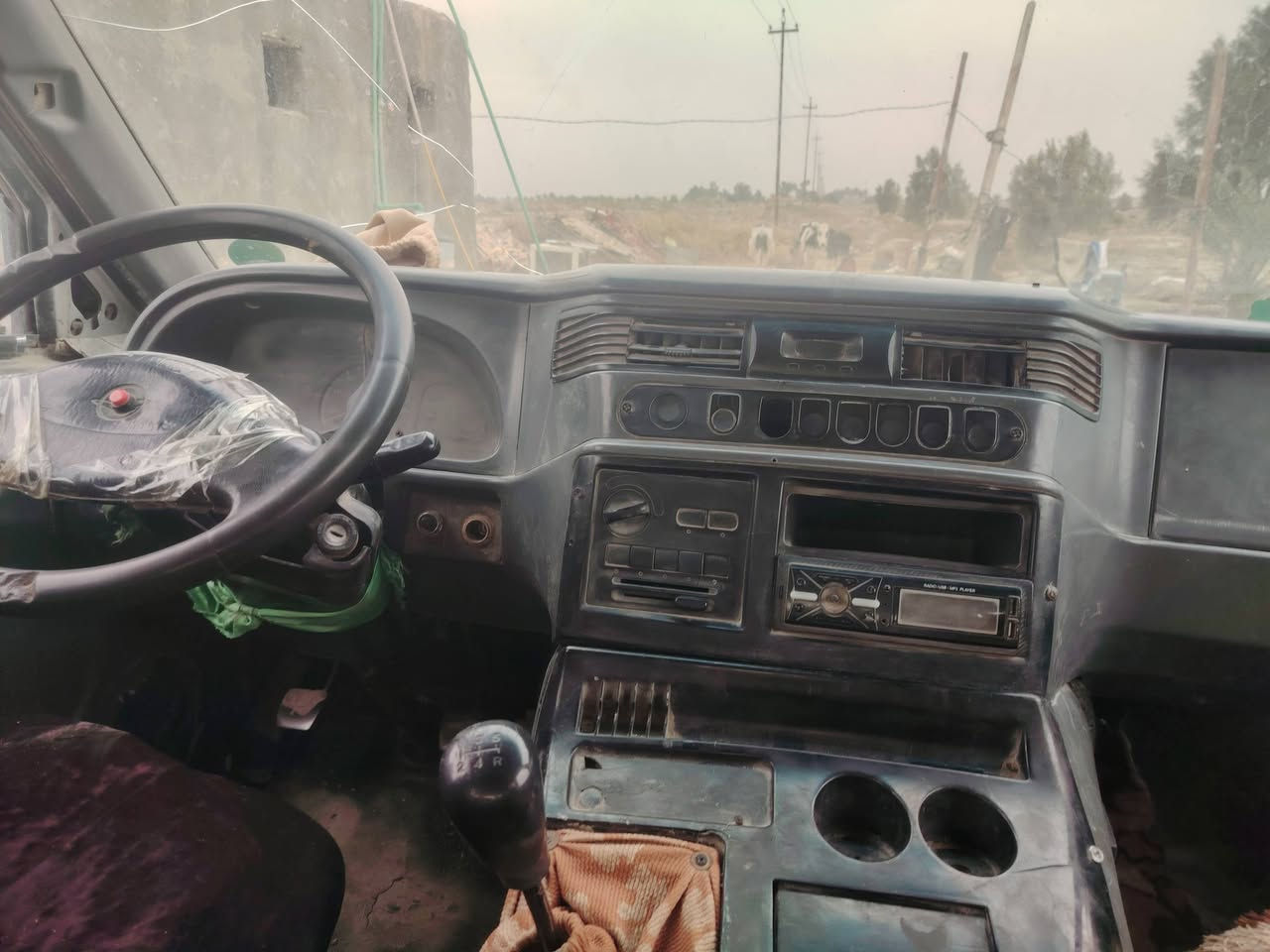 ستاناا موديل 2000 للبيع  مكينه ببيه بخار قليل حدايديه تخم تاير جدد مصفره هيئه
لسعر 38 وبيه مجال قليل مكاني الديوانيه
***********
