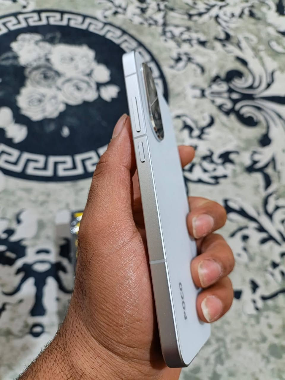 بوكو F7 نضيف كلش مراوس بأيفون 13 برو ماكس نضيف وعادي انطي فرق اذا نضيف وبلادي


**إذا كنت صاحب هذا الإعلان وتريد حذفه لأي سبب، رجاءا أرسل رسالة إلى الدعم الفني**