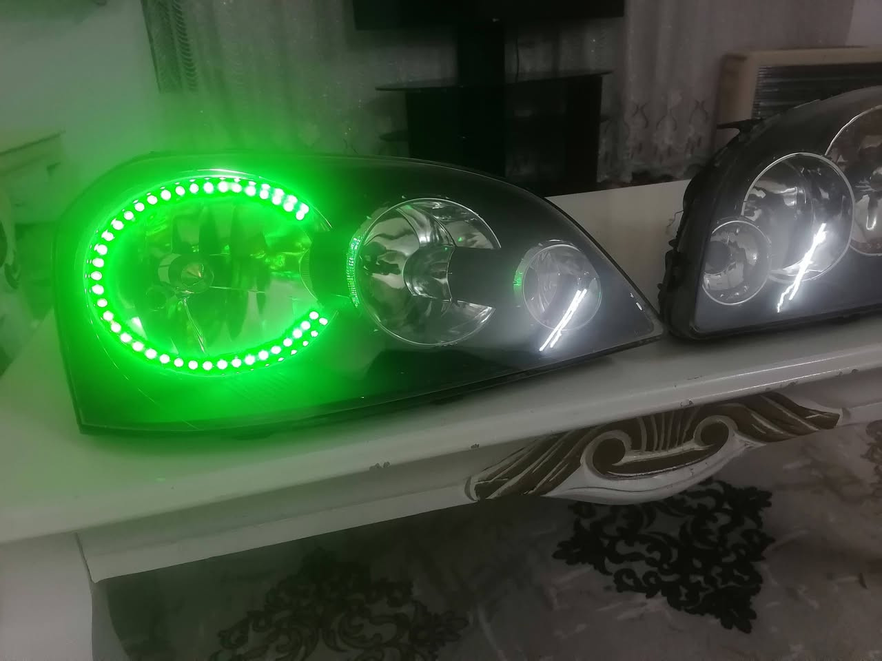 زوج لايت اوبترا مستعمل داخل اسود سبورت وبي ليد شغال اذا شراي عل خاص *********** واتس اب اكو توصيل
