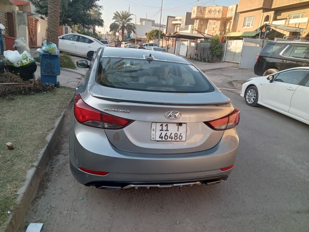 النترا 2016 وارد امريكي محرك 1.8 دوش جاهزة من كلشي شاشة وكامرة خلفية بيها كم قطعة صبغ ابيعلك حزام بدون دواخل اكرر بدون دواخل اخذها سونار راديتر جديد وجوينات ومي اخضر قبل فترة مبدله بيها نضوح دهن من جوه بسيط السعر 120 بيها مجال بسيط جداا حق جيتك   للتواصل ***********
